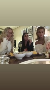 [2024.07.28] katebeckinsale_452968276_8094442347315371_7466401823090933808_n.jpg