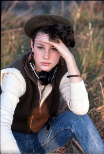 Caroline Bray (2).png