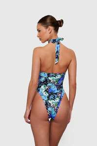 Celine_20Swimsuit_20Butterfly_20-_201210.jpeg