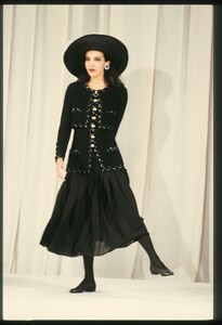 Chanel_SS1989_HC_Dalma_Callado_03.jpg