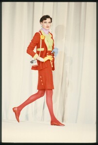 Chanel_SS1989_HC_Ines_01.jpg