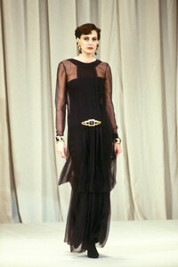 Chanel_SS1989_HC_Ines_15.jpg