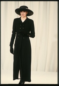 Chanel_SS1989_HC_Ines_28.jpg