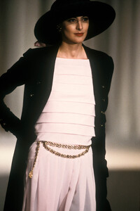 Chanel_SS1989_HC_Ines_30.jpg