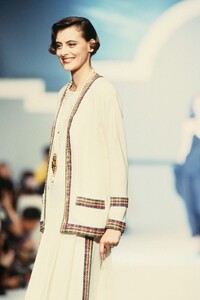 Chanel_SS1989_Ines_de_la_Fressange_33.jpg