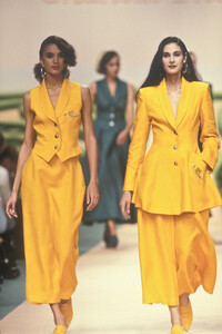 Chantal_Thomass_SS1989_Karla_Otis_05.jpg
