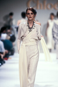 Chloe 1989 Women RTW 26.jpg