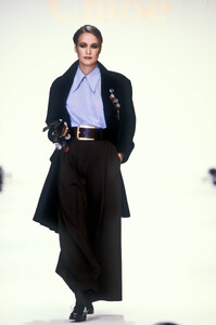 Chloe 1989 Women RTW 36.jpg