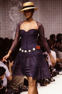 Christian_Dior_SS1989_HC_Anna_Getaneh_07.jpg