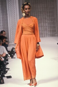 Christian_Dior_SS1989_HC_Iman_15.jpg