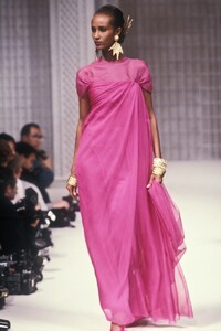 Christian_Dior_SS1989_HC_Iman_18.jpg