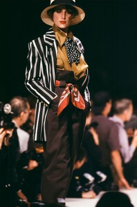Christian_Lacroix_SS1989_Charlotte.jpg
