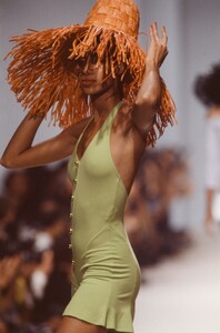 Christian_Lacroix_SS1989_Sonia_Cole_02.jpg