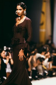 Christian_Lacroix_SS1989_Sonia_Cole_03.jpg