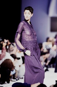 Claude Montana 1989 Women RTW 109.jpg