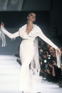 Claude Montana 1989 Women RTW 115.jpg