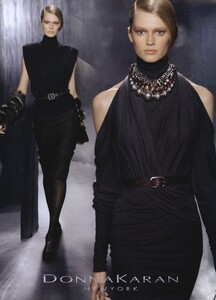Donna_Karan_Fall_Winter_2009_10_02.thumb.jpeg.483cc12ef4368ced490578b8a87dde1f.jpeg