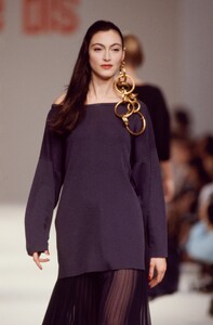 Dorothee Bis SS 1989 Anne Rohart.jpg