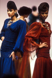 Emanuel Ungaro 1989 Haute Couture 43.jpg