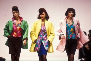 Emanuel Ungaro 1989 Haute Couture 47.jpg