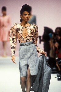 Emanuel Ungaro 1989 Haute Couture 6.jpg