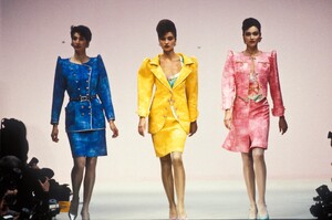 Emanuel Ungaro HC SS 1989 Claire Atkinson 01.jpg