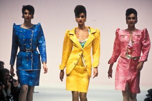 Emanuel Ungaro HC SS 1989 Claire Atkinson 02.jpg