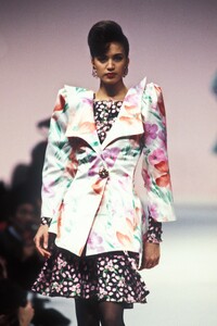 Emanuel Ungaro HC SS 1989 Karla Otis 04.jpg