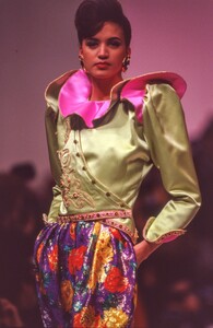 Emanuel Ungaro HC SS 1989 Karla Otis 08.jpg