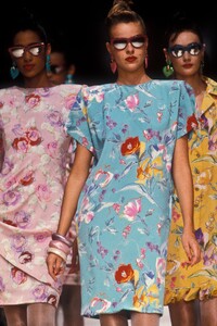 Emanuel Ungaro SS 1989 Daniela Azzone 11.jpg