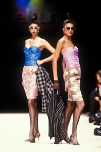 Emanuel Ungaro SS 1989 Karla Otis 02.jpg