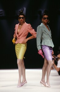 Emanuel Ungaro SS 1989 Karla Otis 05.jpg