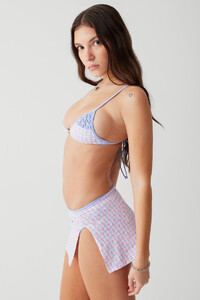 FrankiesBikinis-MarlySkirt-RosePicnic-Side_1500x.thumb.jpg.d5dfee58ca6cfc261bcec295ba8125fa.jpg