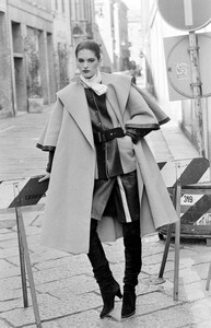 Gianfranco_Ferre_FW1982_Advanced_16.jpg