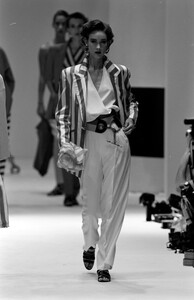 Gianfranco_Ferre_SS1989_Cathy_02.jpg