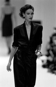 Gianfranco_Ferre_SS1989_Cathy_08.jpg