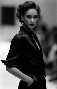 Gianfranco_Ferre_SS1989_Cathy_11.jpg
