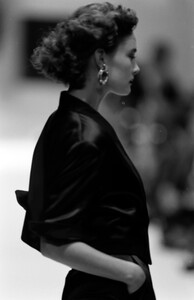 Gianfranco_Ferre_SS1989_Cathy_13.jpg
