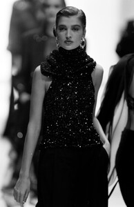 Gianfranco_Ferre_SS1989_Claire_13.jpg