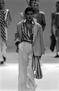 Gianfranco_Ferre_SS1989_Cristina_05.jpg
