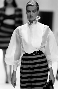 Gianfranco_Ferre_SS1989_Daniela_Azzone_01.jpg