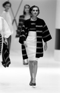 Gianfranco_Ferre_SS1989_Daniela_Ghione_01.jpg