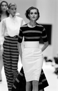 Gianfranco_Ferre_SS1989_Daniela_Ghione_02.jpg