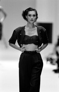 Gianfranco_Ferre_SS1989_Daniela_Ghione_05.jpg