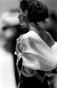 Gianfranco_Ferre_SS1989_Daniela_Ghione_10.jpg