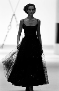 Gianfranco_Ferre_SS1989_Daniela_Ghione_11.jpg