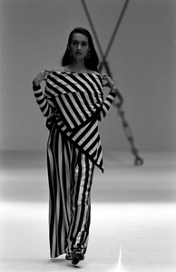 Gianfranco_Ferre_SS1989_Gail_10.jpg