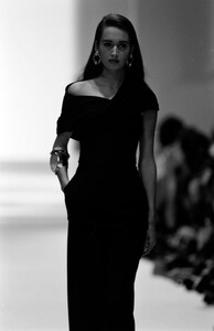 Gianfranco_Ferre_SS1989_Gail_14.jpg