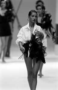 Gianfranco_Ferre_SS1989_Marpessa_05.jpg