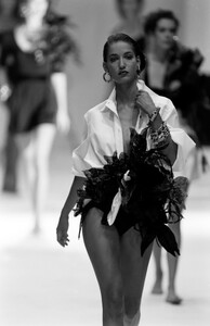 Gianfranco_Ferre_SS1989_Marpessa_06.jpg